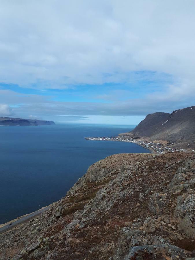 Апартаменти Sigtun 4 Patreksfjordur Екстер'єр фото